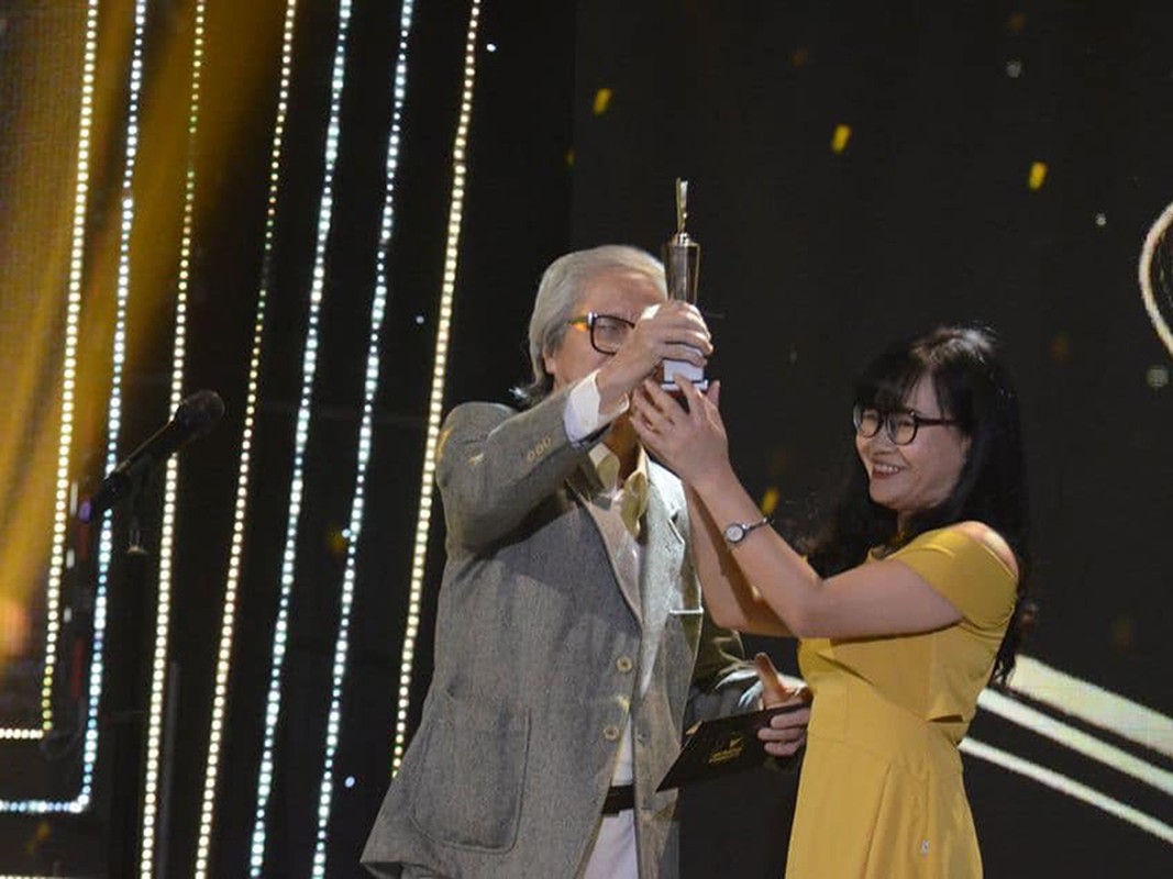 Hong Diem, Xuan Nghi doat cup VTV Awards 2020-Hinh-4