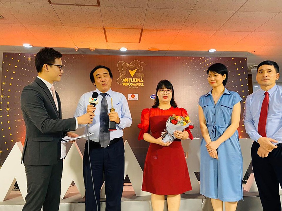 Hong Diem, Xuan Nghi doat cup VTV Awards 2020-Hinh-8