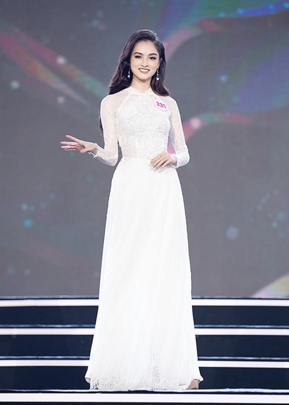 Ngam thi sinh Hoa hau Viet Nam 2020 trinh dien ao dai trong ban ket-Hinh-4