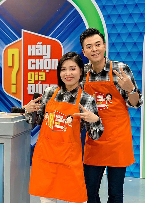 “Hay chon gia dung” ngung phat song, soi cuoc song dan MC-Hinh-11