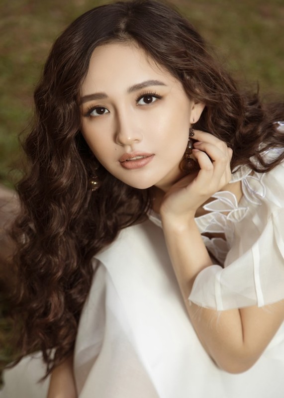 Do trinh 4 hoa hau lam giam khao Miss World Vietnam 2021-Hinh-4