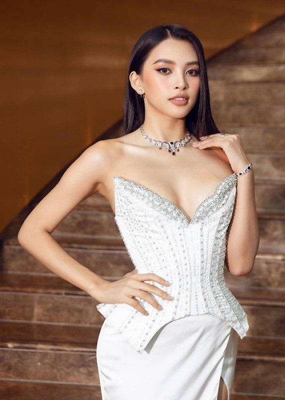 Do trinh 4 hoa hau lam giam khao Miss World Vietnam 2021-Hinh-8