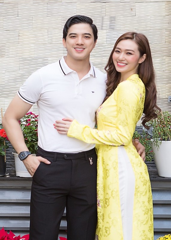 Loat anh man nong cua Khanh My - Tien Vu truoc khi chia tay-Hinh-13