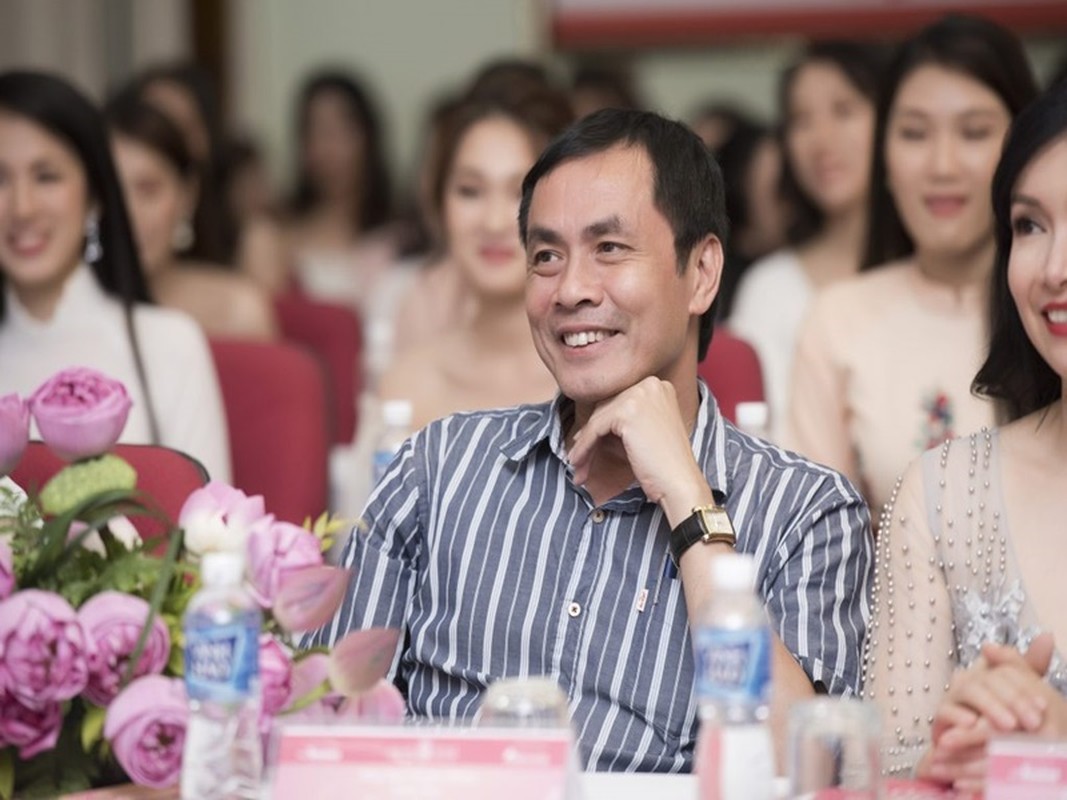Minh Hang co gi noi bat... ngoi ghe nong Miss World Vietnam 2022?-Hinh-9