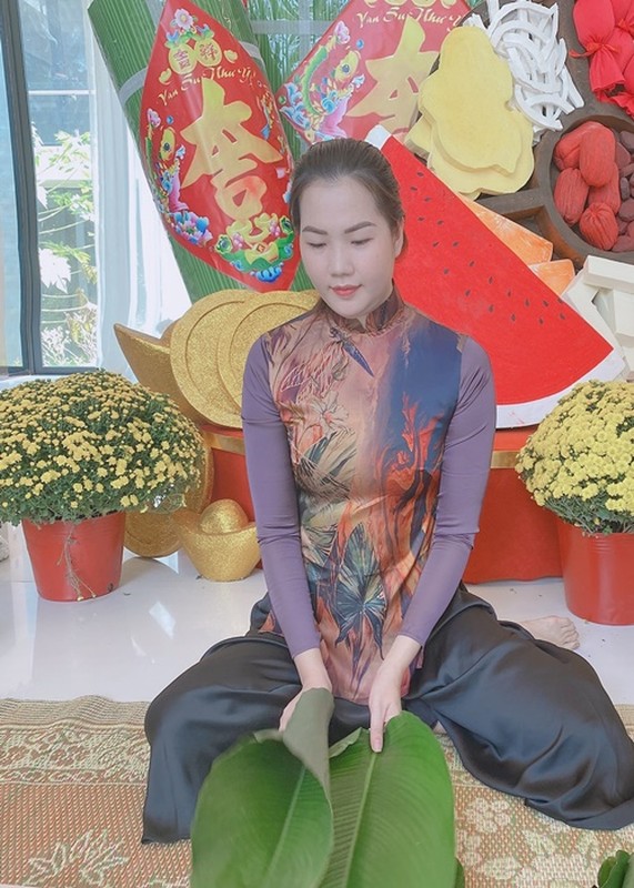 Soi nhan sac Thuy Kieu - tro ly cua Ngoc Trinh lan san dong phim-Hinh-12