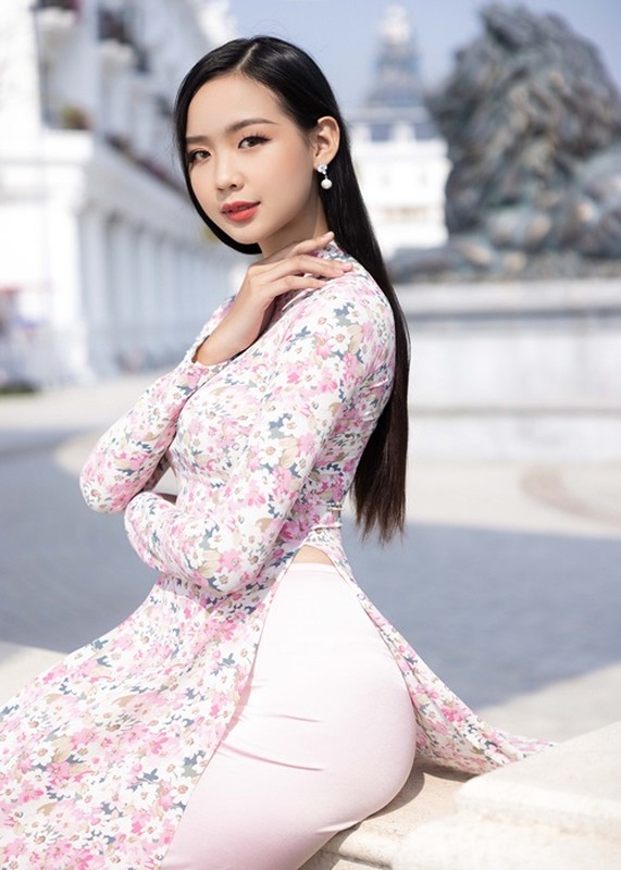 Nam Em do ve diu dang cung dan thi sinh Miss World Vietnam 2022-Hinh-2