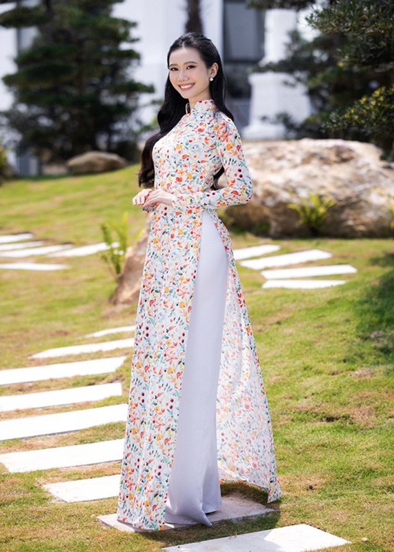 Nam Em do ve diu dang cung dan thi sinh Miss World Vietnam 2022-Hinh-4