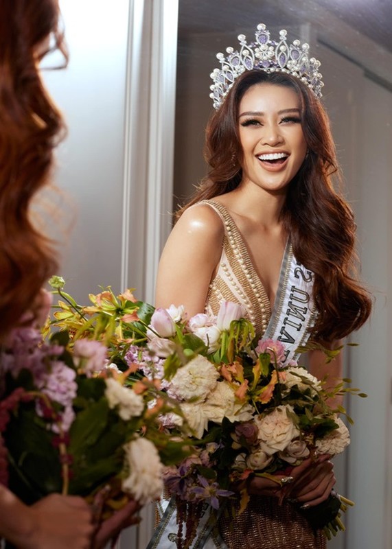 View - 	Hoa hậu Khánh Vân nói gì trong ngày cuối đương nhiệm?