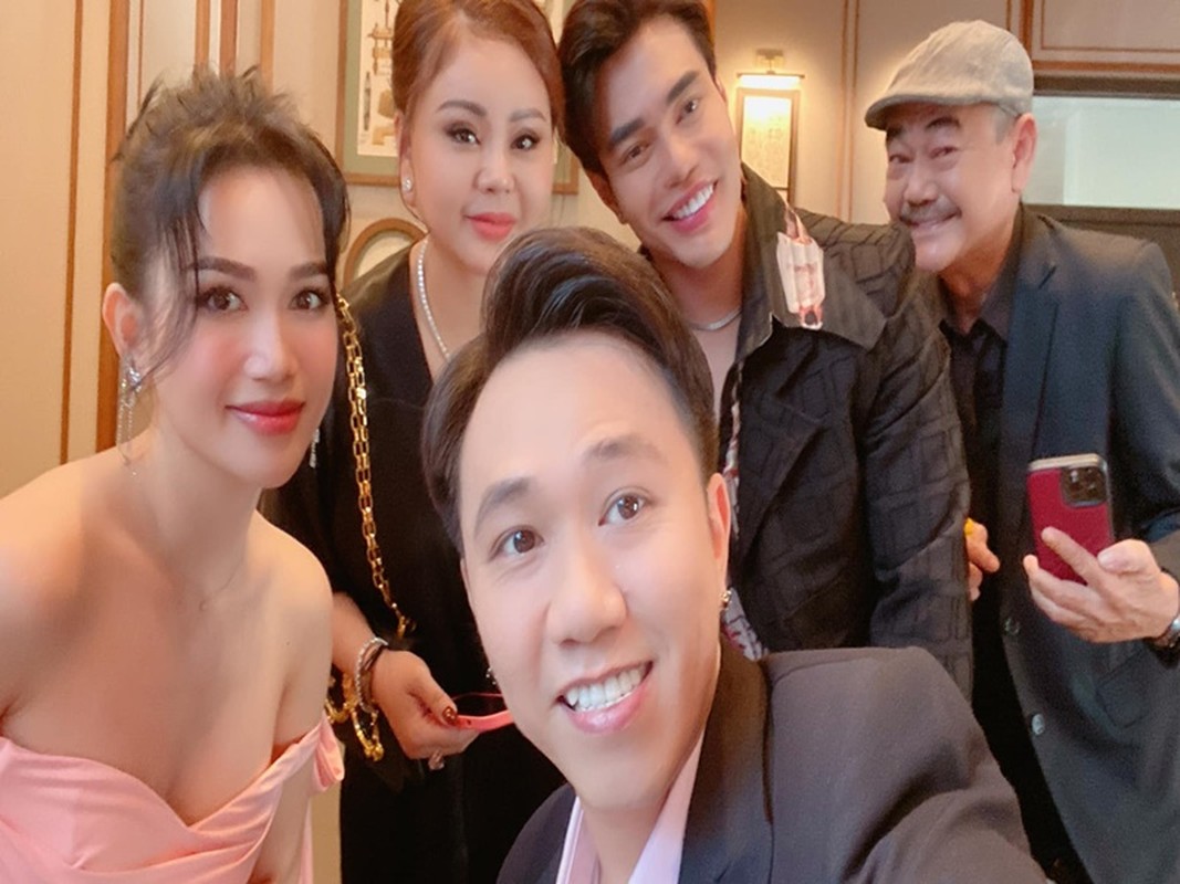 Ngoc Trinh - Diem My goi cam lam phu dau cho dam cuoi Dieu Nhi-Hinh-11