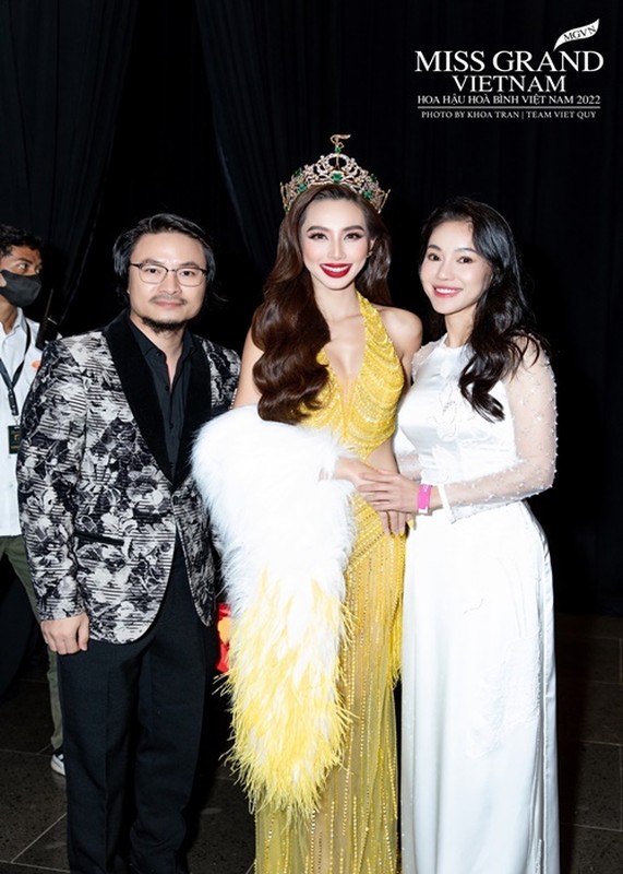 Thuy Tien thay 5 trang phuc o chung ket Miss Grand International 2022-Hinh-2