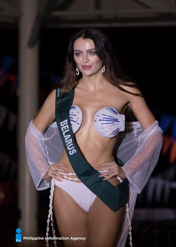Dan thi sinh Miss Earth 2022 khoe ve goi cam voi bikini-Hinh-4