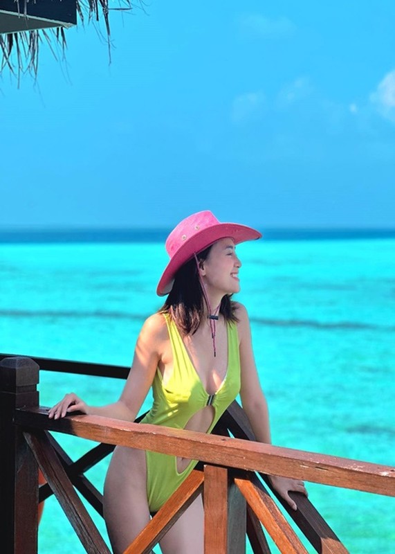 Ninh Duong Lan Ngoc lien tuc tung anh bikini khi du lich Maldives-Hinh-8