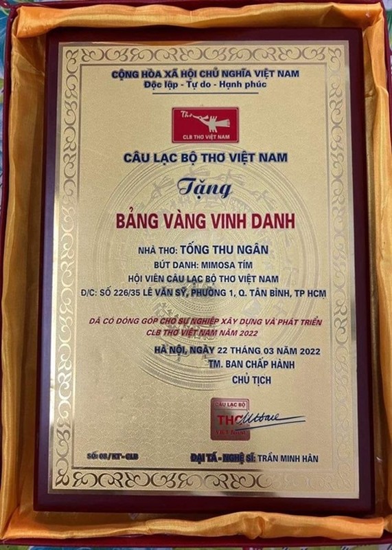 Chan dung “nha tho the gioi” Tong Thu Ngan dang gay bao mang-Hinh-7