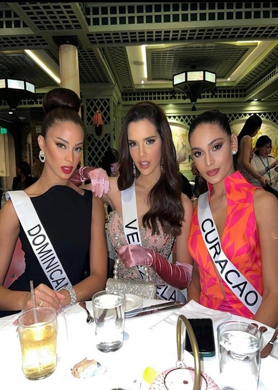 Do ve goi cam cua 2 a hau Miss Universe 2022-Hinh-14