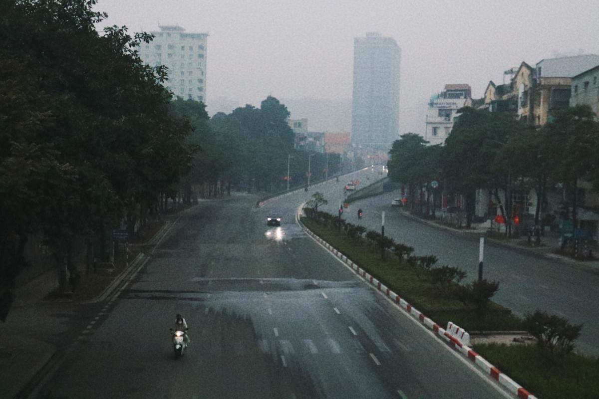 Ha Noi vang lang sang mung 1 Tet, nguoi dan xuat hanh du Xuan muon-Hinh-2