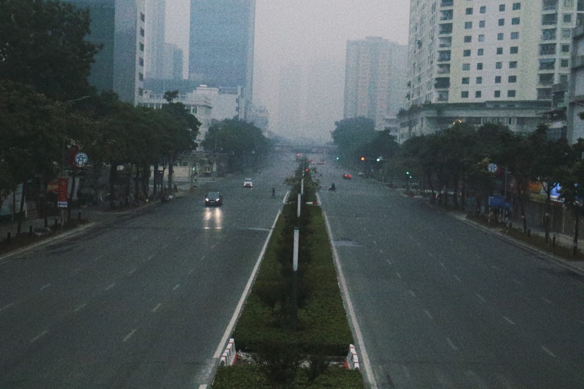 Ha Noi vang lang sang mung 1 Tet, nguoi dan xuat hanh du Xuan muon-Hinh-7