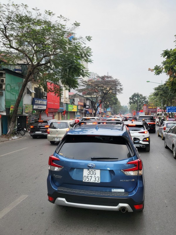 Ha Noi: Nguoi dan tap nap di chua va cac khu di tich, duong pho un tac-Hinh-10