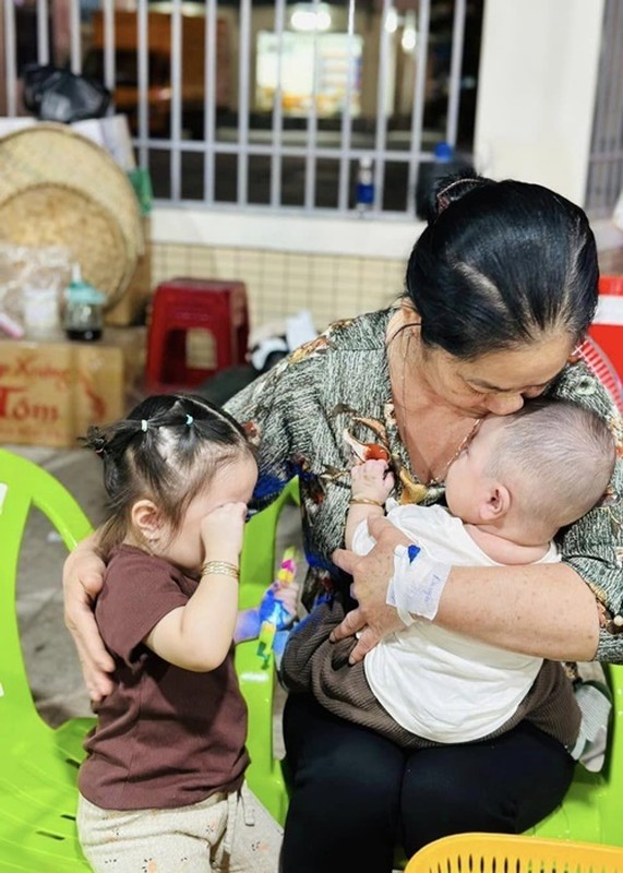 Hon nhan cua Le Duong Bao Lam bi vo ghen khi dien cung Midu-Hinh-8