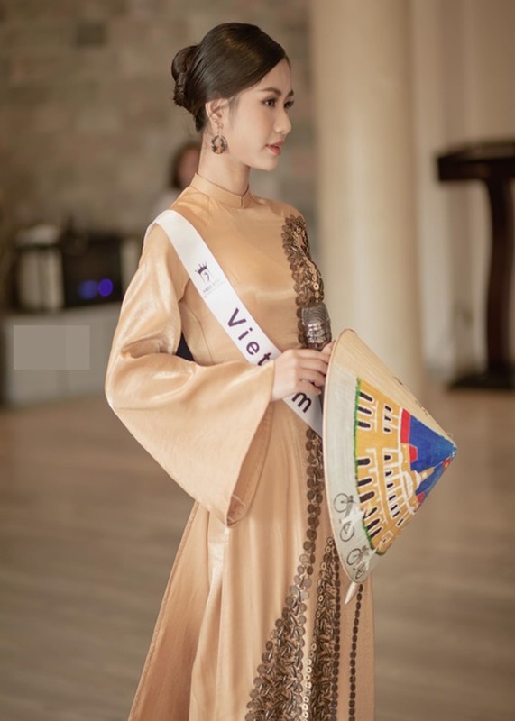 Thanh Ha lien tuc truot giai phu o Miss Eco International 2023