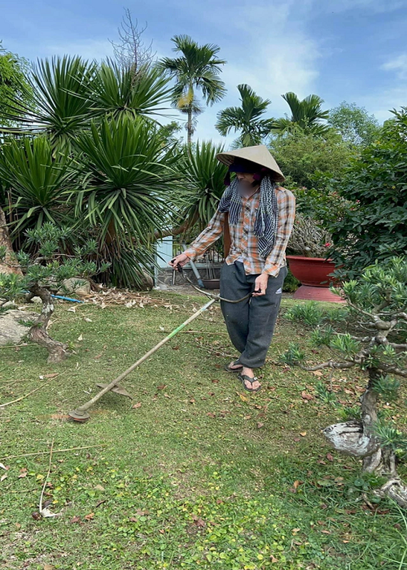 Cuoc song gian di cua Hoai Linh sau on ao doi tu-Hinh-3