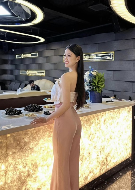 Ngam dan thi sinh Miss World Vietnam 2023 so huu vong ba tren 90 cm-Hinh-5