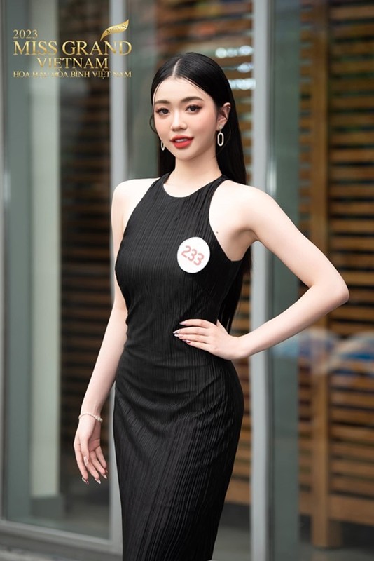 Nhan sac thi sinh gap su co trang phuc o Miss Grand VN 2023-Hinh-3