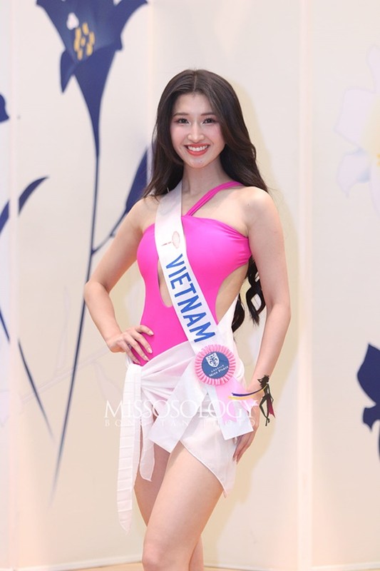 Phuong Nhi goi cam voi bikini o ban ket Miss International 2023