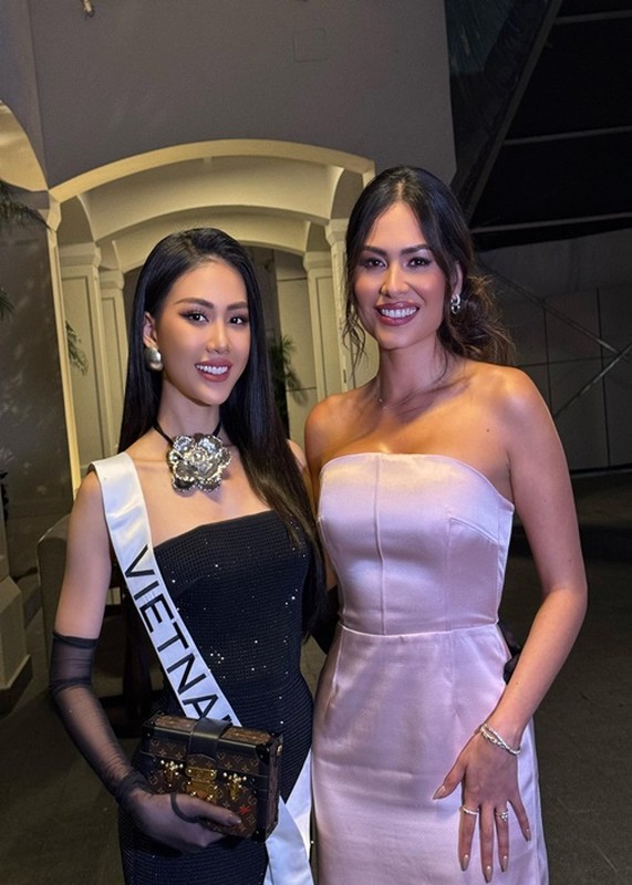 Nhieu doi thu vuot mat Bui Quynh Hoa trong bang du doan Miss Universe-Hinh-11
