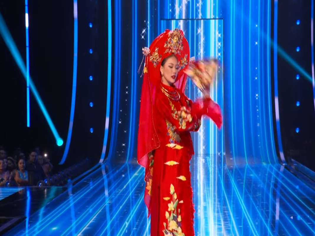 Bui Quynh Hoa thi quoc phuc o Miss Universe sau su co-Hinh-2