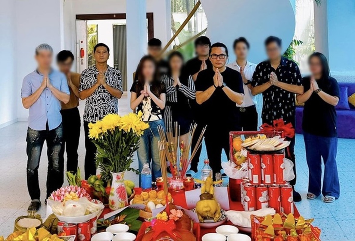 Ho Hoai Anh is famous after the scandal of sex scandal-Hinh-12