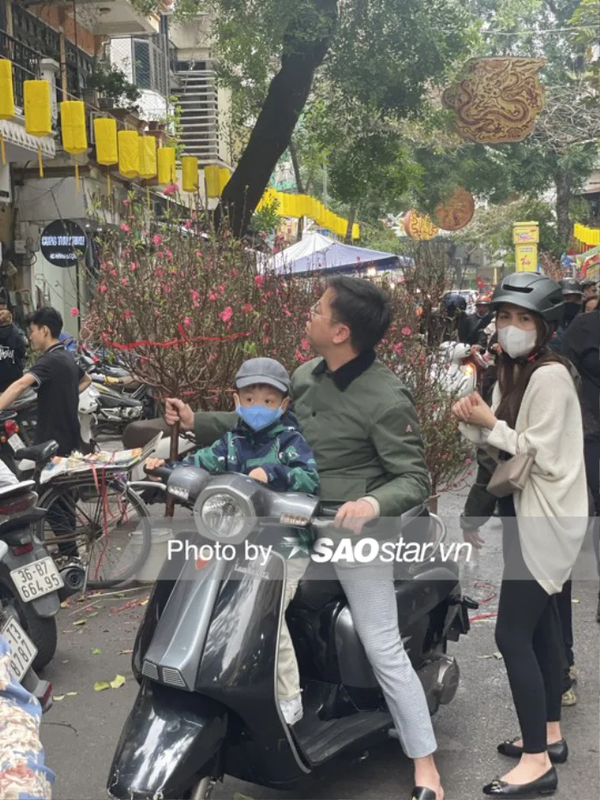 Nguoi Ha Noi ron rang xuong pho, cho Tet ve nha-Hinh-3