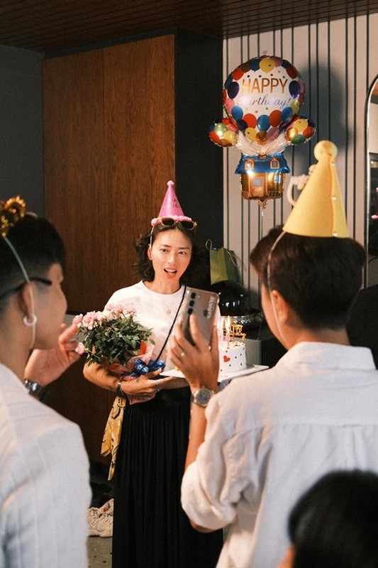 View - 	Chồng trẻ tổ chức sinh nhật bất ngờ cho Ngô Thanh Vân 