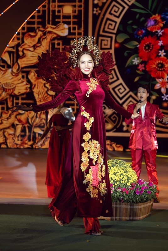 Le Hoang Phuong sau 7 thang dang quang Miss Grand Vietnam 2023-Hinh-7