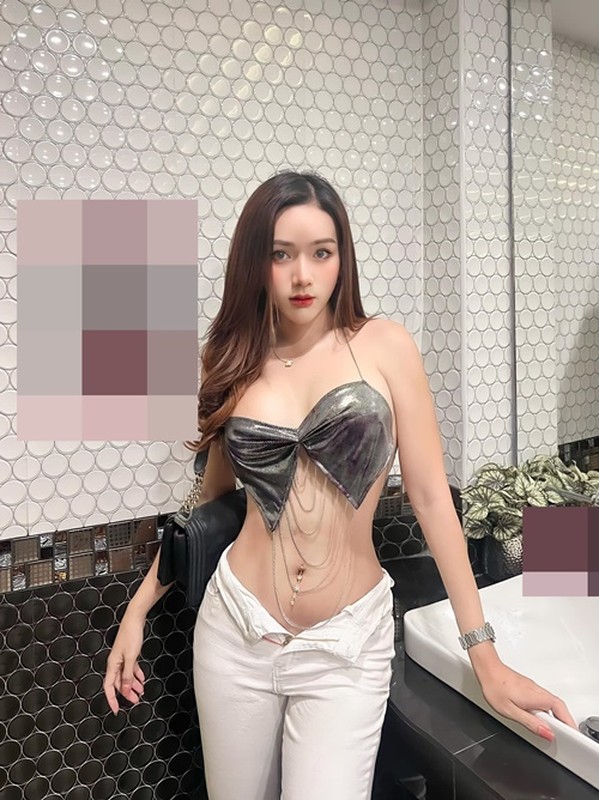 Nguong chin mat hot girl “mac nhu khong” khi nuong thit, nao dua-Hinh-12