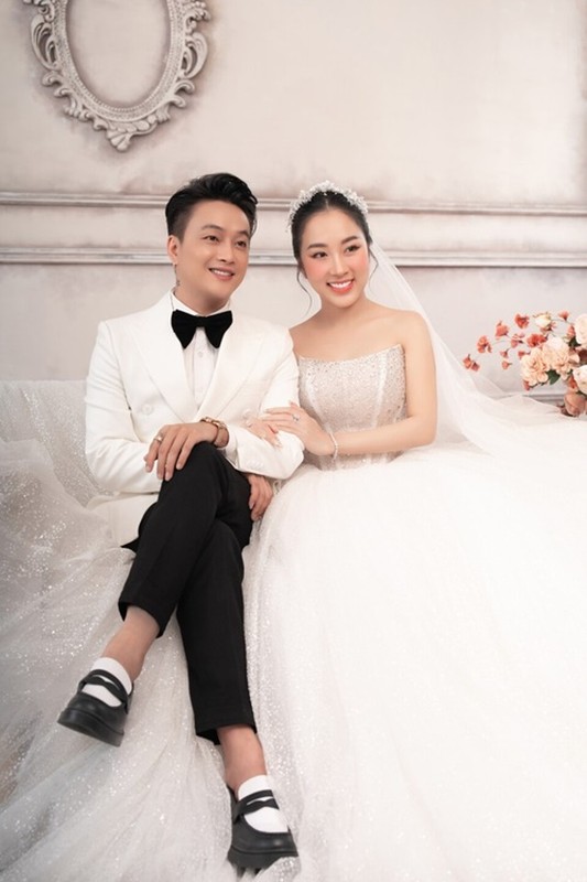 View - 	TiTi kết hôn 2 thành viên còn lại của nhóm HKT giờ thế nào