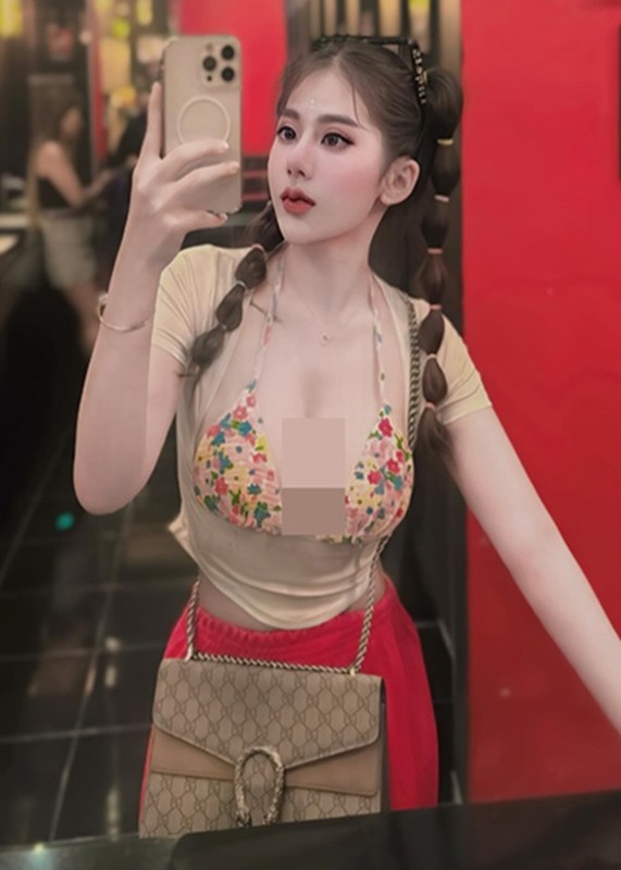 Hot girl xam tro “mac nhu khong” noi cong cong, nhin phat nguong-Hinh-9