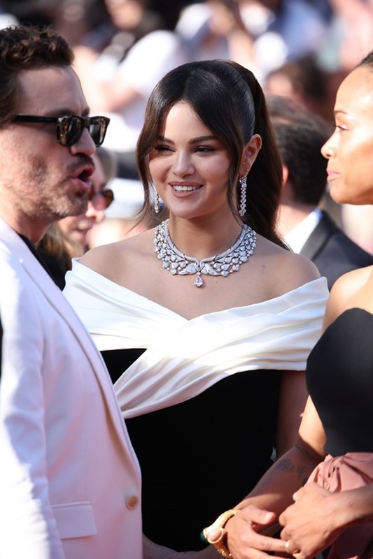 Selena Gomez noi bat nhat tham do Cannes 2024 ngay thu 5-Hinh-3