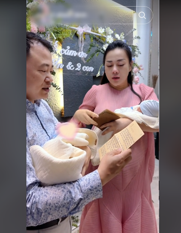 Phuong Oanh bat khoc khi tro ve nha sau sinh-Hinh-9