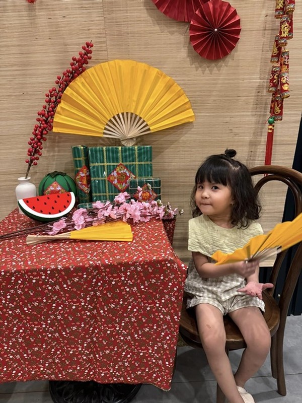 View - 	Con gái 3 tuổi đáng yêu của Jack Thiên An