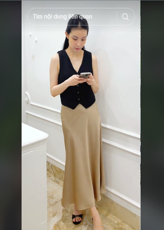 Hoa hau Thuy Lam tre trung sau 16 nam dang quang-Hinh-2