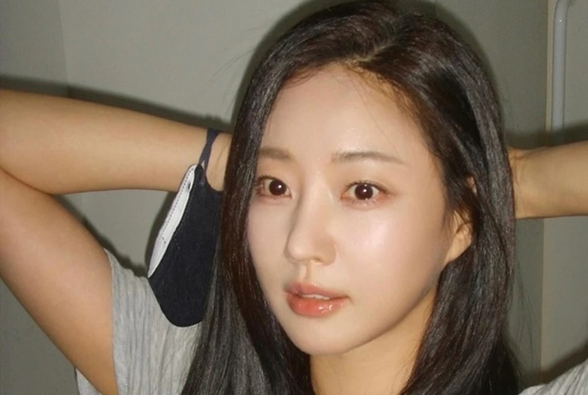 View - 	Hoa hậu Kim Sa Rang trẻ trung khó tin ở tuổi U50