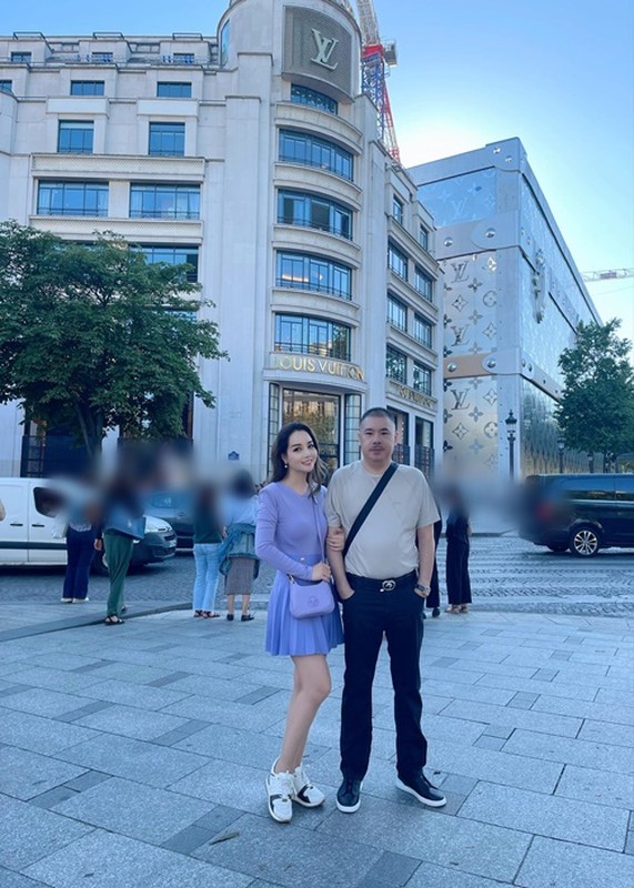 Mai Thu Huyen loves her husband while traveling in Europe-Picture-6