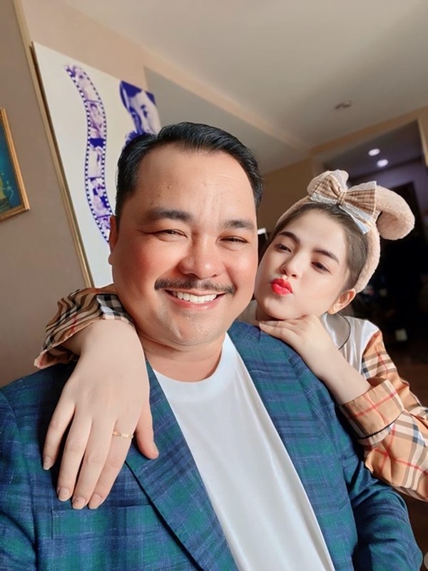 Director Phuong Dien is happy with his 23-year-old wife - Photo 8