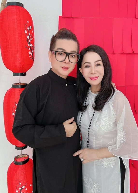 Vu Ha married a wife 8 years older than him and is still happy after 31 years - Photo 6