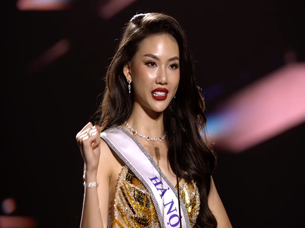 Vo Le Que Anh and a series of beauty queens caused controversy while in the spotlight-Picture-3