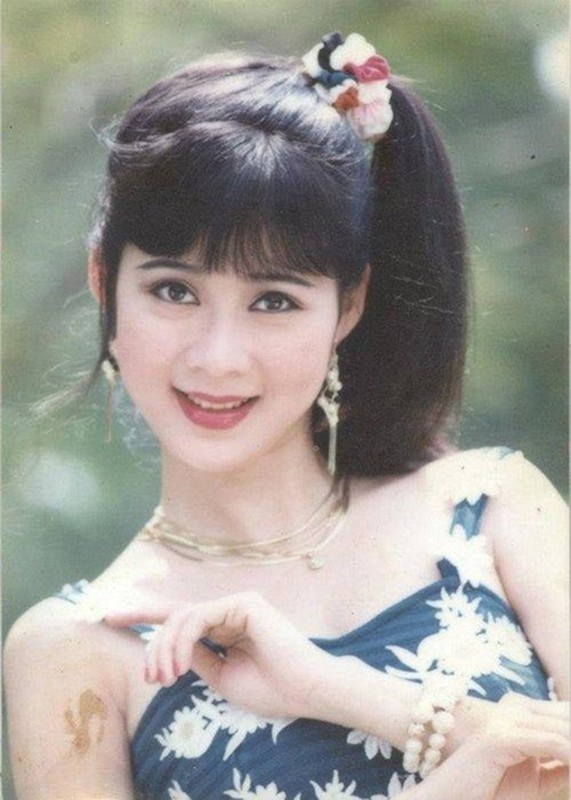 Past the famous and present tragic past of actress Diem Huong-Picture-4