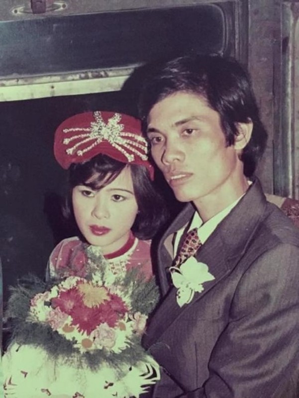 Vietnamese stars show off their parents' wedding photos from the past - Photo 11