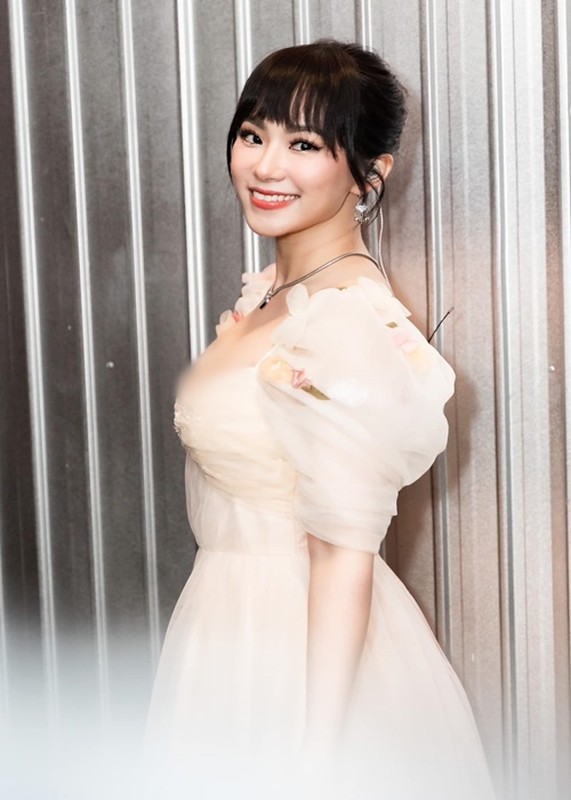 Luong Bich Huu is sweet and beautiful after losing 14 kg - Photo 4