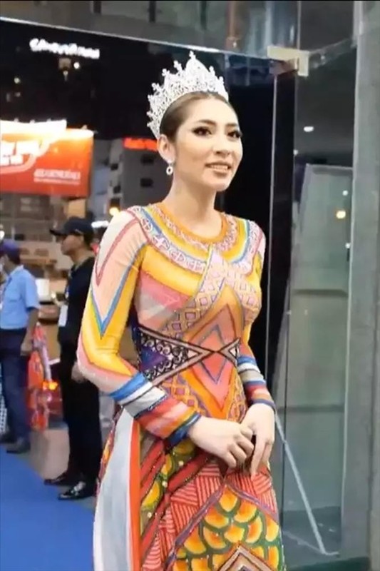 Phuong Le va loat hoa hau tuyen bo tra vuong mien-Hinh-6