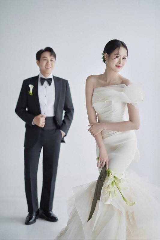 Anh Duc and his girlfriend had a wedding photo of a princess and a prince - Photo 12